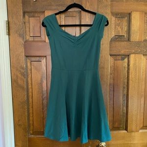 Frenchi Cap Sleeve Dress in Green Bistro - Size M